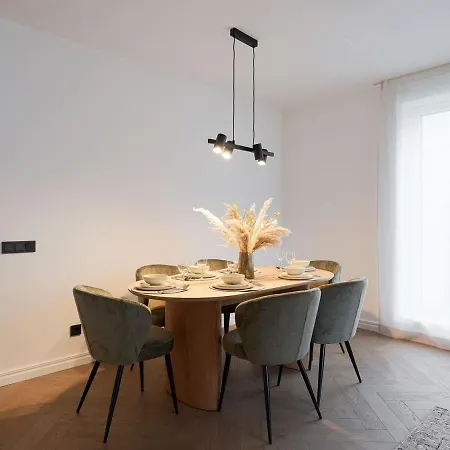 Kotzebue Stay - Family Residence Tallinn